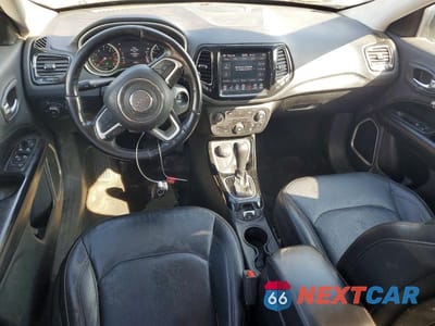 Zdjęcie 8 z 13 samochodu: 2019 JEEP COMPASS LIMITED VIN:3C4NJDCB2KT639476 - miniatura