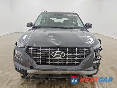 Piąte zdjęcie samochodu w środku: 2025 HYUNDAI VENUE LIMITED VIN:KMHRC8A38SU390231 - miniatura