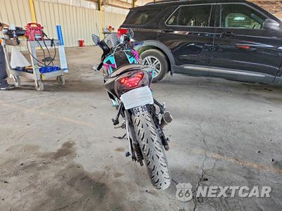 Czwarte zdjęcie samochodu z boku: 2023 YAMAHA YZFR3 A VIN:MH3RH18Y5PK010345 - miniatura