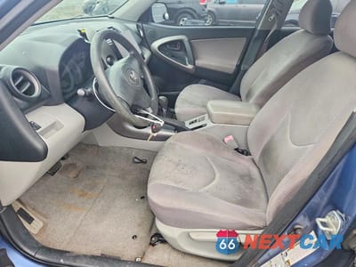 Zdjęcie 7 z 13 samochodu: 2007 TOYOTA RAV4 BASE VIN:JTMBD33V475118569 - miniatura