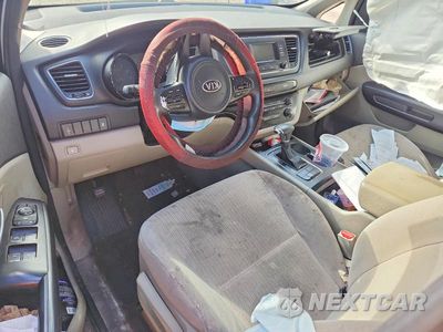 Zdjęcie 8 z 13 samochodu: 2017 KIA SEDONA L VIN:KNDMA5C12H6264281 - miniatura