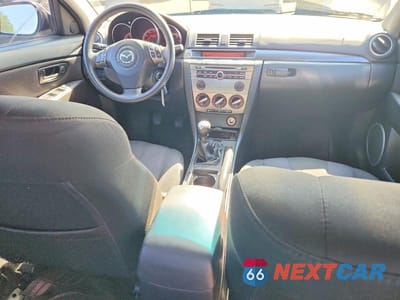 Zdjęcie 8 z 12 samochodu: 2007 MAZDA 3 S VIN:JM1BK323871687728 - miniatura