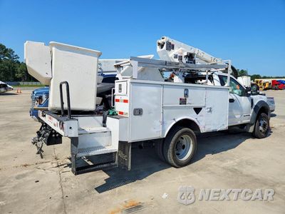 Trzecie zdjęcie samochodu z tyłu: 2022 FORD F550 SUPER DUTY VIN:1FDUF5HT4NDA17486 - miniatura
