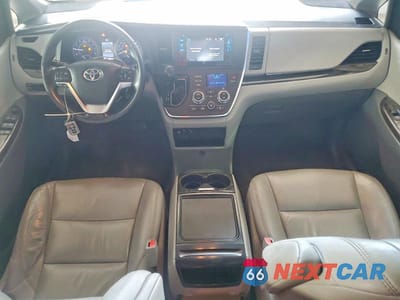 Zdjęcie 8 z 13 samochodu: 2017 TOYOTA SIENNA XLE 7-PASSENGER VIN:5TDDZ3DC2HS173332 - miniatura