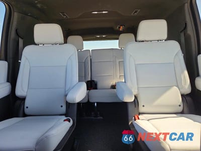 Zdjęcie 10 z 14 samochodu: 2026 CHEVROLET SUBURBAN K1500 PREMIER VIN:1GNS6FKL8TR112098 - miniatura