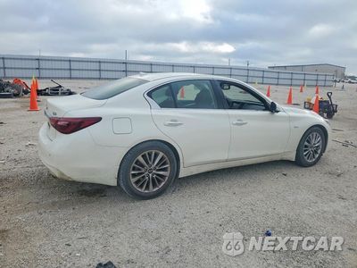 Trzecie zdjęcie samochodu z tyłu: 2019 INFINITI Q50 3.0T LUXE VIN:JN1EV7AR8KM556536 - miniatura