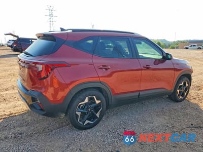 Trzecie zdjęcie samochodu z tyłu: 2026 KIA SELTOS S VIN:KNDEU2AA7T7904663 - miniatura