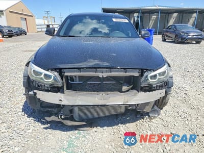 Piąte zdjęcie samochodu w środku: 2018 BMW M2 VIN:WBS1J5C5XJVD36373 - miniatura