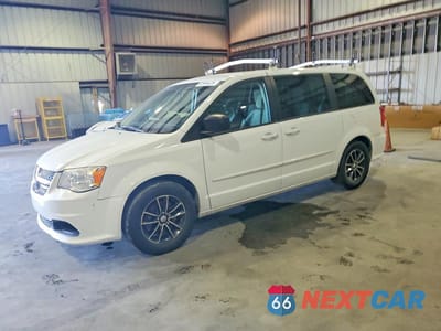 2015 DODGE GRAND CARAVAN SE 2C4RDGBG9FR615949 - główne zdjęcie licytacji z USA - miniatura