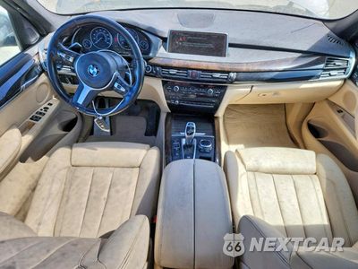 Zdjęcie 8 z 12 samochodu: 2014 BMW X5 XDRIVE35I VIN:5UXKR0C55E0H20344 - miniatura