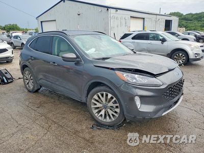 Czwarte zdjęcie samochodu z boku: 2020 FORD ESCAPE TITANIUM VIN:1FMCU9DZ9LUB86144 - miniatura