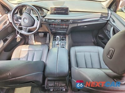 Zdjęcie 8 z 12 samochodu: 2016 BMW X5 XDRIVE35I VIN:5UXKR0C53G0P32864 - miniatura