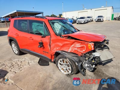 Czwarte zdjęcie samochodu z boku: 2021 JEEP RENEGADE LATITUDE VIN:ZACNJCB12MPM24092 - miniatura