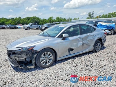 2025 TOYOTA CAMRY LE 4T1DAACK1SU534861 - główne zdjęcie licytacji z USA - miniatura