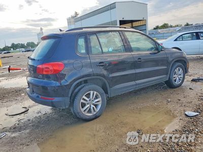 Trzecie zdjęcie samochodu z tyłu: 2017 VOLKSWAGEN TIGUAN S VIN:WVGBV7AX8HK025545 - miniatura