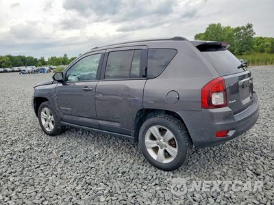 Drugie zdjęcie samochodu z przodu: 2016 JEEP COMPASS SPORT VIN:1C4NJDBB8GD556875 - miniatura