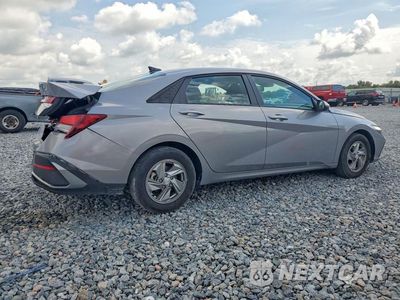 Trzecie zdjęcie samochodu z tyłu: 2025 HYUNDAI ELANTRA SE VIN:KMHLL4DG8SU002623 - miniatura