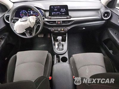 Zdjęcie 8 z 12 samochodu: 2023 KIA FORTE LX VIN:3KPF24AD5PE685885 - miniatura
