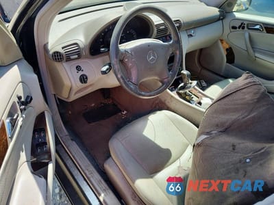 Zdjęcie 8 z 12 samochodu: 2003 MERCEDES-BENZ C 320 4MATIC VIN:WDBRF84J53F438620 - miniatura
