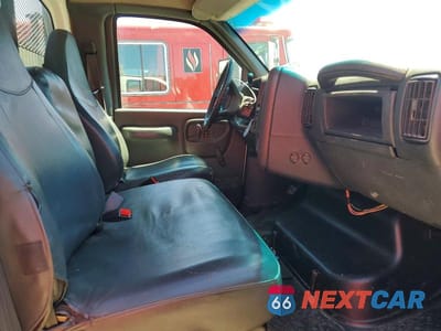 Zdjęcie 11 z 13 samochodu: 2005 GMC C5500 C5C042 VIN:1GDG5C1E85F905663 - miniatura
