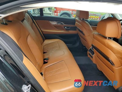 Zdjęcie 10 z 12 samochodu: 2018 BMW 750 XI VIN:WBA7F2C54JG424075 - miniatura