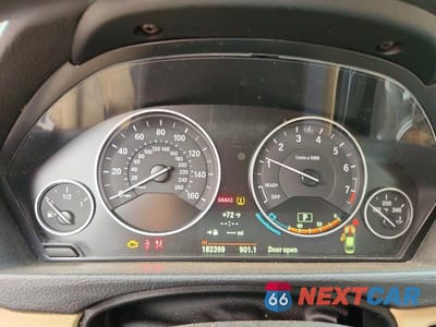 Zdjęcie 9 z 12 samochodu: 2014 BMW 328 XI VIN:WBA3B3G51ENR84941 - miniatura