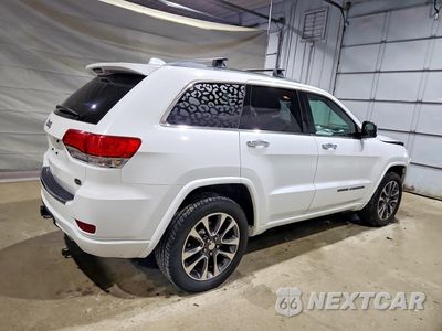 Trzecie zdjęcie samochodu z tyłu: 2018 JEEP GRAND CHEROKEE OVERLAND VIN:1C4RJFCG6JC411077 - miniatura