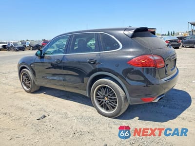 Drugie zdjęcie samochodu z przodu: 2014 PORSCHE CAYENNE VIN:WP1AF2A22ELA39515 - miniatura