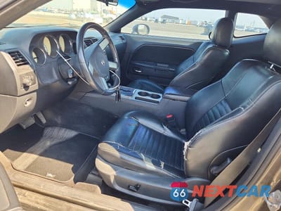 Zdjęcie 7 z 12 samochodu: 2009 DODGE CHALLENGER SE VIN:2B3LJ44V09H524220 - miniatura