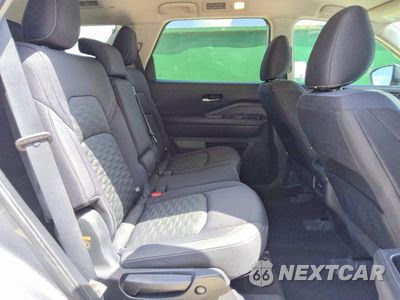 Zdjęcie 11 z 13 samochodu: 2022 NISSAN PATHFINDER S VIN:5N1DR3AA0NC229179 - miniatura