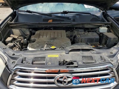 Zdjęcie 12 z 13 samochodu: 2010 TOYOTA HIGHLANDER LIMITED VIN:5TDDK3EH4AS002313 - miniatura