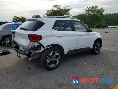 Trzecie zdjęcie samochodu z tyłu: 2026 HYUNDAI VENUE SEL VIN:KMHRC8A38TU422676 - miniatura