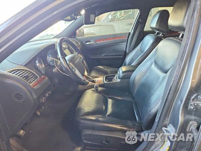 Zdjęcie 7 z 12 samochodu: 2012 CHRYSLER 300 LIMITED VIN:2C3CCACG3CH201088 - miniatura