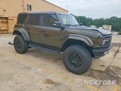 Czwarte zdjęcie samochodu z boku: 2024 FORD BRONCO RAPTOR VIN:1FMEE0RR3RLA83018 - miniatura