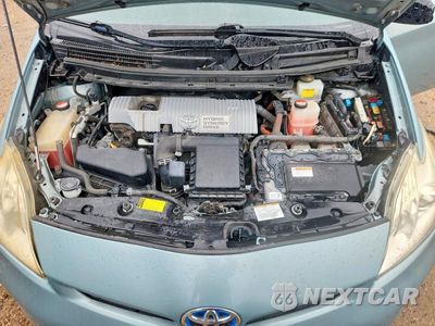 Zdjęcie 11 z 12 samochodu: 2015 TOYOTA PRIUS TWO VIN:JTDKN3DU4F1907426 - miniatura