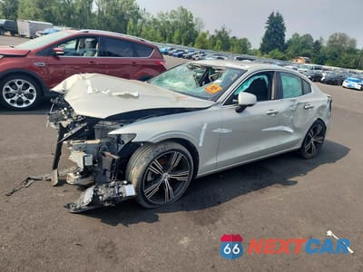 2019 VOLVO S60 T5 INSCRIPTION 7JR102FL2KG016861 - główne zdjęcie licytacji z USA - miniatura