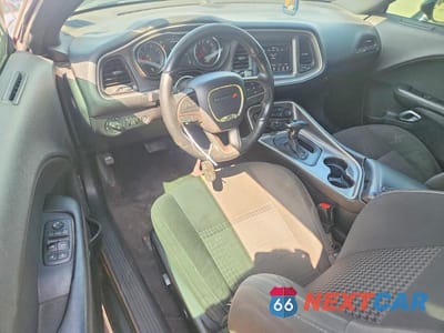 Zdjęcie 8 z 12 samochodu: 2019 DODGE CHALLENGER R/T VIN:2C3CDZBT2KH573692 - miniatura