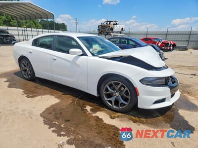 Czwarte zdjęcie samochodu z boku: 2015 DODGE CHARGER SXT VIN:2C3CDXHG6FH845102 - miniatura