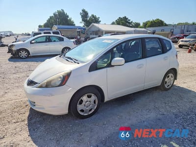 2013 HONDA FIT JHMGE8H32DC082233 - główne zdjęcie licytacji z USA - miniatura