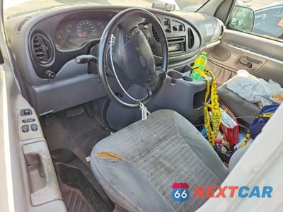 Zdjęcie 8 z 13 samochodu: 2000 FORD ECONOLINE E350 SUPER DUTY WAGON VIN:1FBSS31L5YHB48210 - miniatura