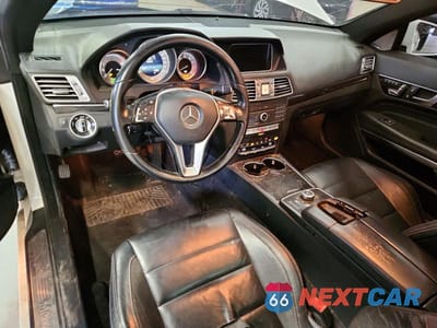 Zdjęcie 8 z 12 samochodu: 2016 MERCEDES-BENZ E 400 4MATIC VIN:WDDKJ6HB2GF331397 - miniatura