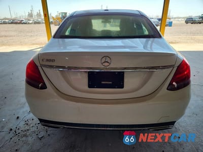 Zdjęcie 6 z 12 samochodu: 2019 MERCEDES-BENZ C 300 VIN:55SWF8DB5KU300610 - miniatura