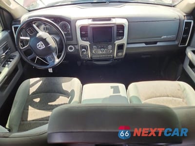 Zdjęcie 8 z 12 samochodu: 2019 RAM 1500 CLASSIC SLT VIN:1C6RR7LT6KS708313 - miniatura