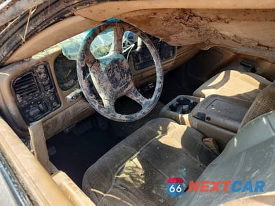 Zdjęcie 8 z 12 samochodu: 1999 CHEVROLET SILVERADO K1500 VIN:1GCEK14T9XZ111646 - miniatura
