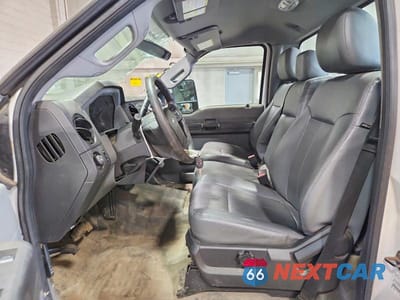 Zdjęcie 6 z 12 samochodu: 2015 FORD F250 SUPER DUTY VIN:1FTBF2A61FEA70446 - miniatura