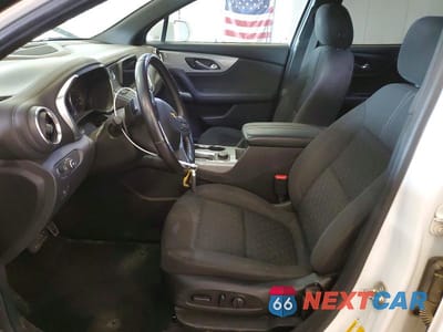 Zdjęcie 7 z 13 samochodu: 2020 CHEVROLET BLAZER 2LT VIN:3GNKBHRS7LS700477 - miniatura