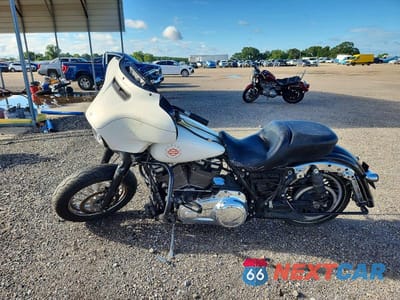 Trzecie zdjęcie samochodu z tyłu: 2018 HARLEY-DAVIDSON FLHXS STREET GLIDE SPECIAL VIN:1HD1KRC11JB637099 - miniatura