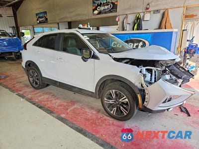 Czwarte zdjęcie samochodu z boku: 2024 MITSUBISHI ECLIPSE CROSS SE VIN:JA4ATWAAXRZ061588 - miniatura