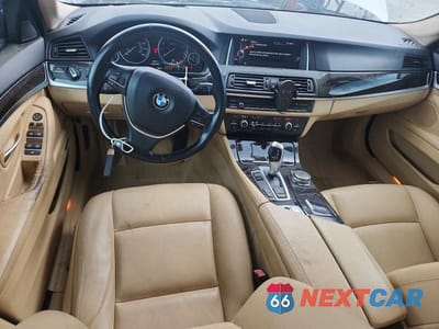 Zdjęcie 8 z 12 samochodu: 2015 BMW 528 XI VIN:WBA5A7C51FD628618 - miniatura