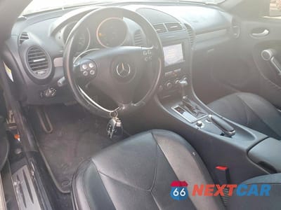 Zdjęcie 8 z 12 samochodu: 2007 MERCEDES-BENZ SLK 280 VIN:WDBWK54F07F134240 - miniatura